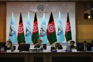 شورای عالی صلح حاضرست با طالبان صلح کند