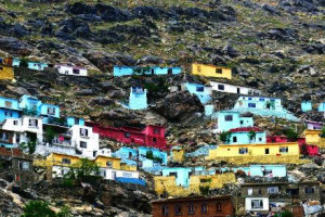 28هزار خانه در دامنه کوه های کابل رنگ آمیزی میشوند