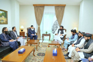 دیدار امیر خان متقی با سفیر پاکستان در کابل