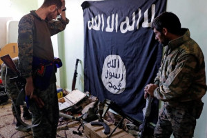 دو عضو گروه داعش به نیروهای امنیتی تسلیم شدند