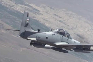     کشته شدن 21 طالب در حمله‌ هوایی ارتش در قندهار