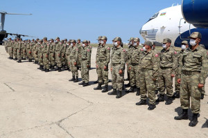 نیروهای نظامی ترکیه  وارد باکو شدند