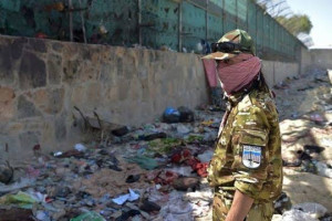 طالبان رهایی حمله‌کننده انتحاری بر میدان هوایی کابل را تکذیب کردند