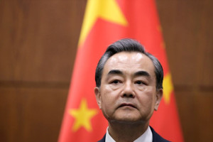 سفر احتمالی وزیر خارجه چین، برای برقراری صلح در کابل
