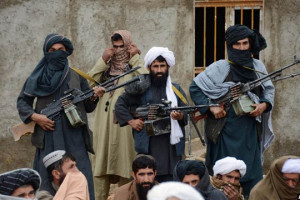 کشته شدن 10 نیروی امنیتی از سوی طالبان درهلمند