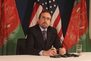 سفیر امریکا در افغانستان خواستار اقدامات بشردوستانه شد