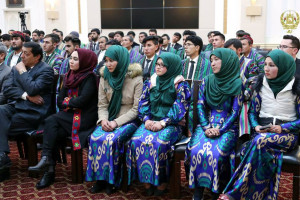 100 دانشجوی افغان برای فراگیری زبان ازبیکی به ازبکستان میروند