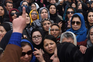 تامین حقوق زنان افغان در اولویت کشورهای جهان باشد