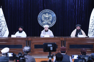 جمعیت هلال احمر افغانی: به ۶۲۷ خانواده نیازمند پول نقد کمک توزیع کردیم