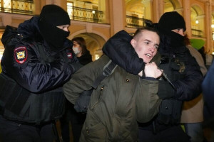  4 هزار و 336 معترض روسی بازداشت شده‌اند