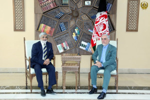 دیدار رییس اجراییه با سفیر پاکستان در کابل