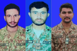 سه ارتشی پاکستان در حمله تحریک طالبان کشته شدند