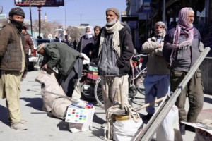 نامنویسی کارگران متقاضی برای اعزام به قطر آغاز شد