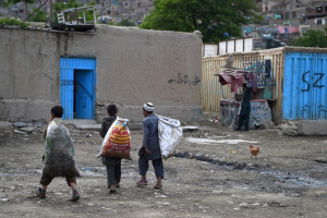 یونیسف: از هر پنج کودک افغان یک تن آن مجبور به کسب درآمد است
