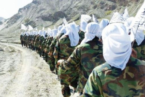 سرازیر شدن کمک‌های خارجی و تاخت و تاز طالبان در هلمند