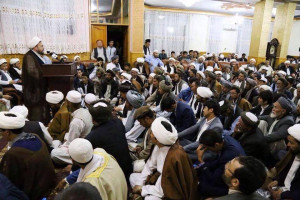 عاشورا در افغانستان با یونیفورم ملی تجلیل شود