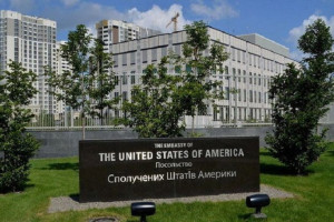 آمادگی امریکا برای تصویب مجوز تخلیه سفارت خود در اوکراین 