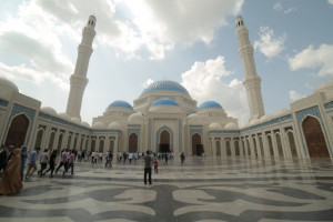 بزرگ‌ترین مسجد آسیای مرکزی در قزاقستان گشایش یافت 
