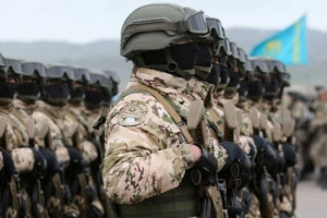 رزمایش نظامی اوزبیکستان و قزاقستان در مرز با افغانستان