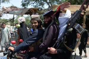 شماری از طالبان پس از پایان آتش بس در شهرهای مانده اند