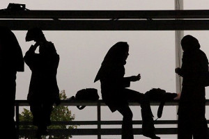 فرار از منزل جرم نیست