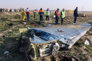 اصابت موشک به هواپیمای اوکراینی؛ ایران معذرت خواست