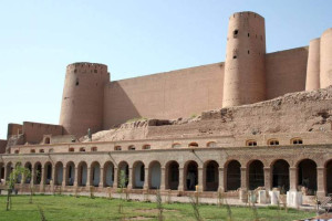 هرات قرن‌ها کندوی افغانستان و منطقه بوده است