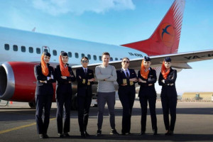 نخستین پرواز زنان در تاریخ کشور