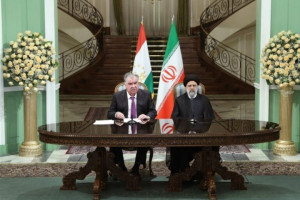ایران و تاجیکستان بر تشکیل دولت فراگیر در افغانستان تأکید‌ کردند
