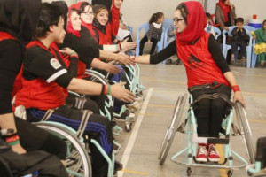 بانوان معلول افغانستان جام قهرمانی رابالای سربردند