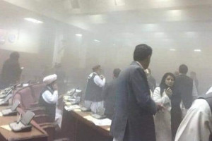 دومین دور خشوت فزیکی میان نمایندگان جدید در پارلمان