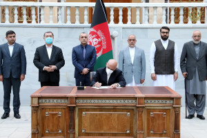 فرمان رهایی ۴۰۰ زندانی طالبان امضا شد
