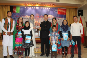 کمک سفارت چین در کابل به یتیم خانه شمسا