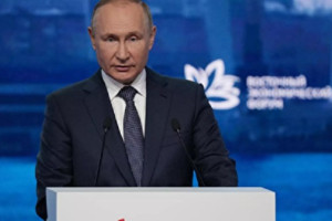 پوتین: منزوی کردن روسیه در شرایط کنونی غیر ممکن است