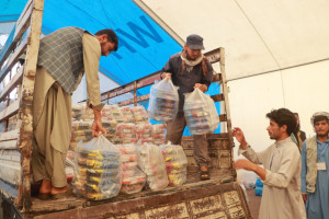 روند توزیع کمک میلیاردی بنیاد عزیزی به مهاجران آغاز شد