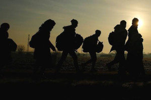 ۱۲ هزار مهاجر افغان در بریتانیا بی‌سرنوشت مانده‌اند