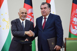 هیات بلند پایۀ حکومت افغانستان به تاجیکستان مي‌رود