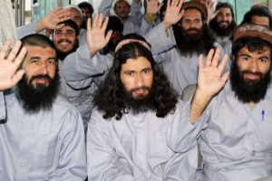 حکومت 900 زندانی گروه طالبان را رها کرد