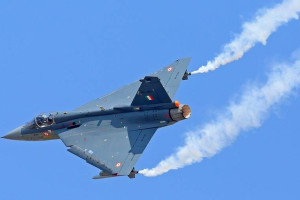 سقوط دو هواپیمای جنگی نیروی هوایی هند
