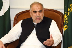 رییس مجلس نماینده‌گان پاکستان استعفا داد