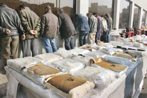 افغانستان تمام دارایی های قاچاقچیان مواد مخدر را مصادره میکند