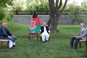 دیدار مشترک رهبران افغان با زلمی خلیل‌زاد در کابل