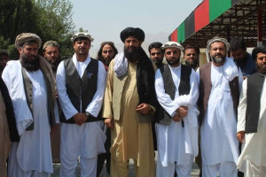 طالبان مقامات پیشن لغمان را از بند آزاد کردند