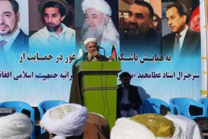 کنار زدن چهرههای جهادی به نفع حکومت نیست