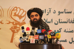 متقی: افغانستان تهدید برای کشورها نیست
