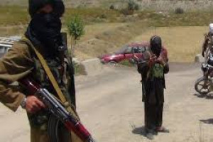 سه کارمند کمیسیون انتخابات از سوی طالبا ربوده شدند