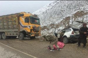 حادثه ترافیکی در بلخ؛ ۴ عضو یک خانواده جان باختند