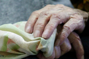 سوئد به زن 106 ساله افغان اقامت موقت داد