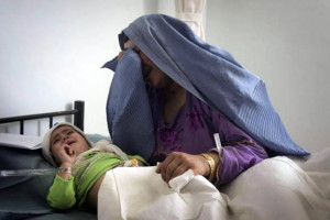 بیماری ذات‌الریه؛ ۱۳۵ کودک افغان در یک ماه جان باخته‌اند