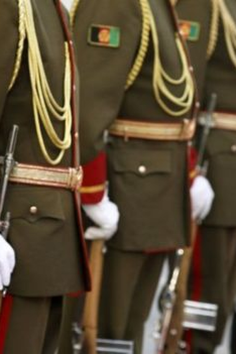 اشرف غنی حکم تقاعد 164 جنرال را امضا کرد